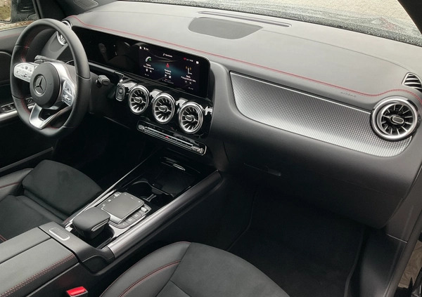 Mercedes-Benz EQA cena 271000 przebieg: 6730, rok produkcji 2023 z Reszel małe 667